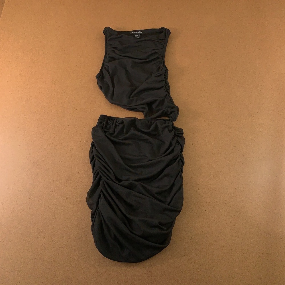 Pretty Little Thing Womens 4 Black Sleeveless Cut Out Ruched Bodycon Dress New